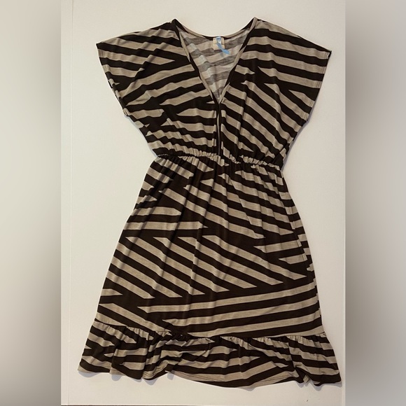 Moonlight Dresses & Skirts - Moonlight Midi Dress, Size M